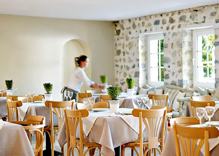 Ξενοδοχείο Atrium 4*