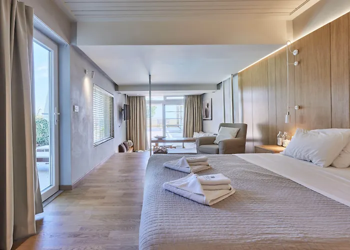 Atrium 4* Platanias (Skiathos)