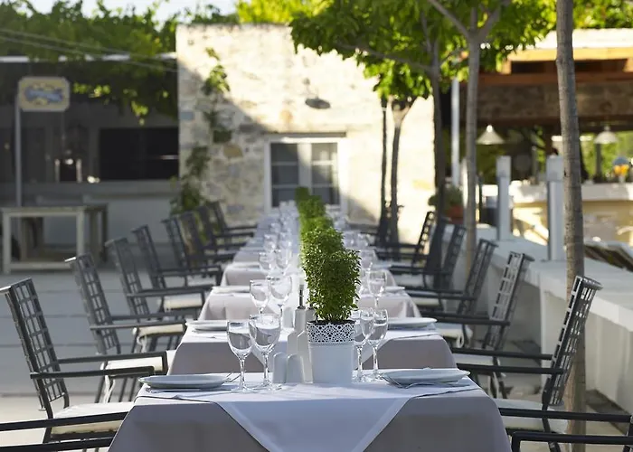 Ξενοδοχείο Atrium 4*