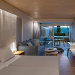 Atrium Hotel 4*