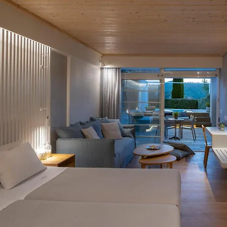 Atrium Hotell 4*