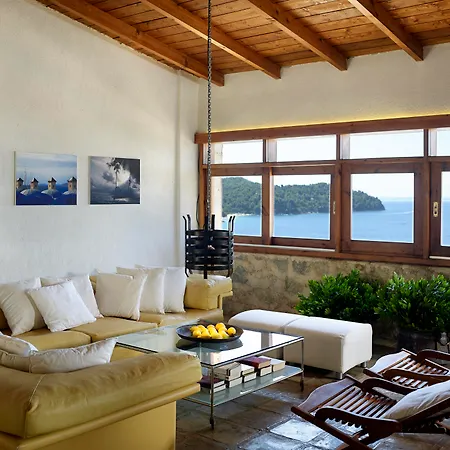 Atrium 4* Platanias (Skiathos)
