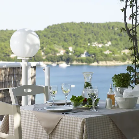 Atrium 4* Platanias (Skiathos)