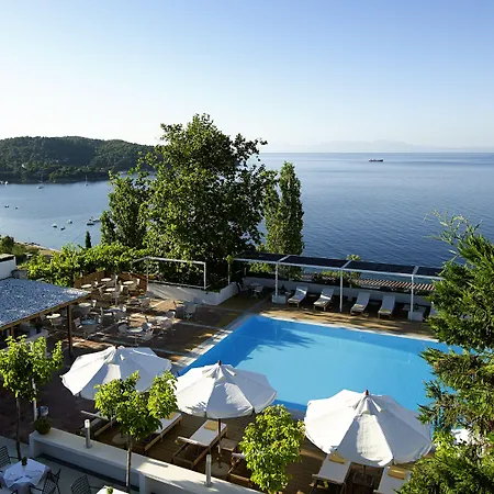 Atrium Hotell 4*
