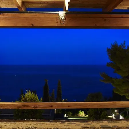 Hotel Atrium 4*