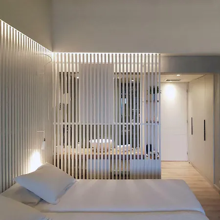 Atrium Hotel 4*